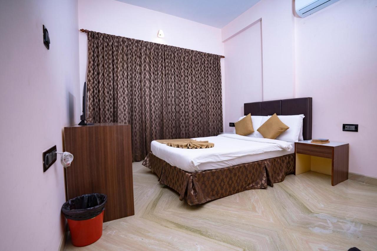 Ss Mystic Apartotel Bangalore Bagian luar foto